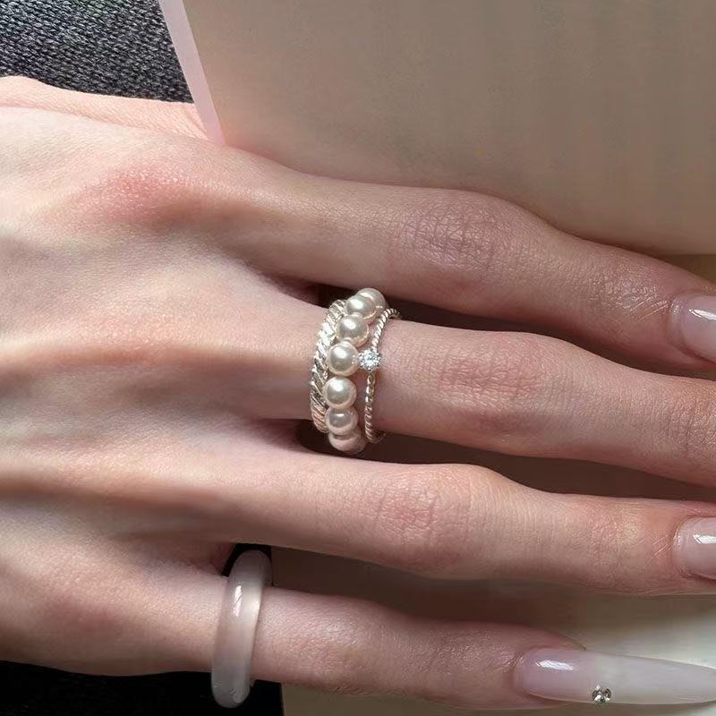 Layered Pearl Ring| hypoallergenic jewelry