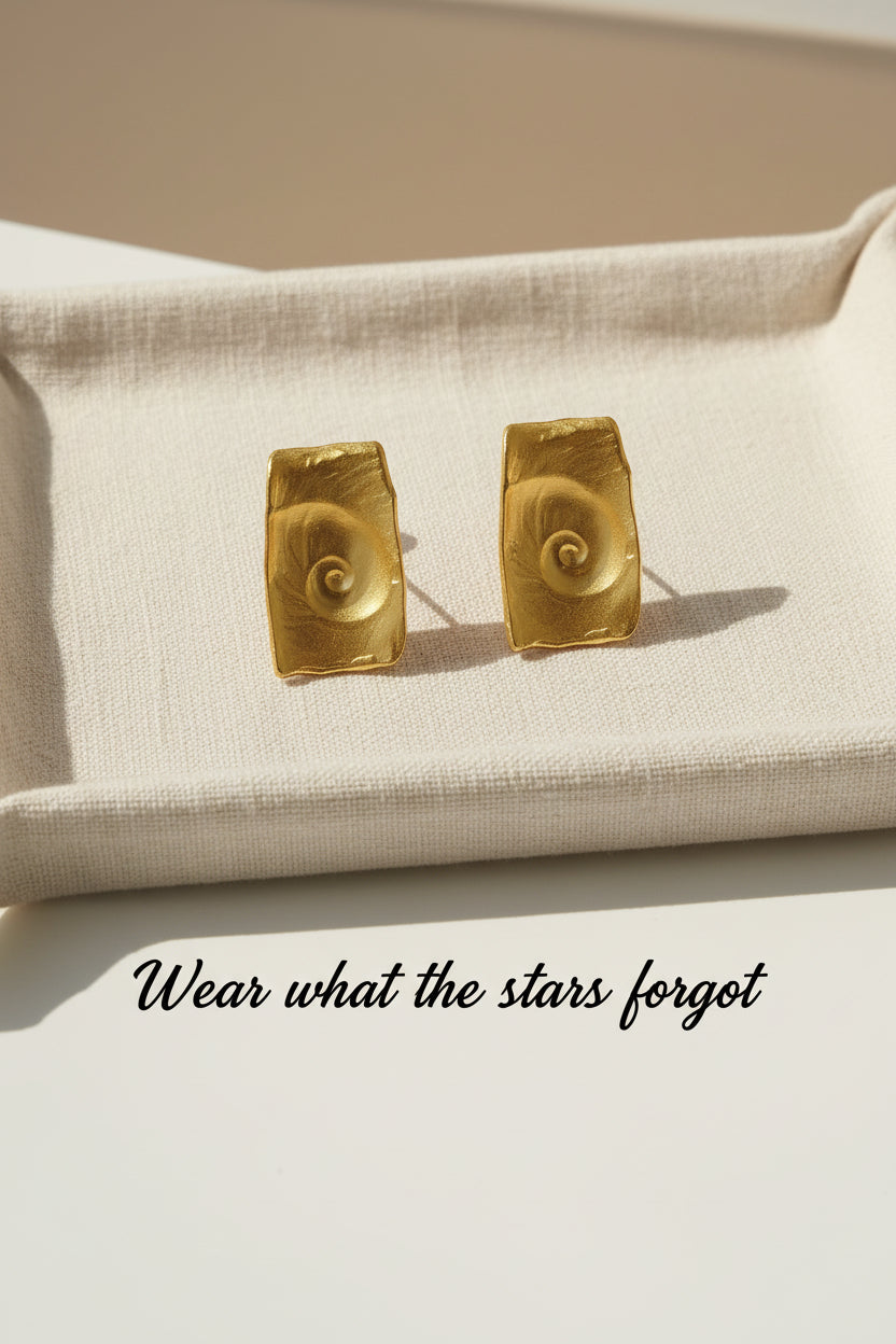 Swirl Stud Earrings| hypoallergenic jewelry