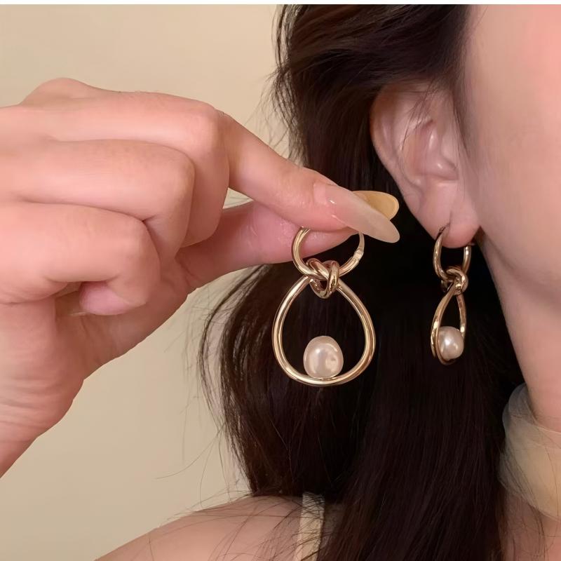Layered Teardrop Pearl Earrings