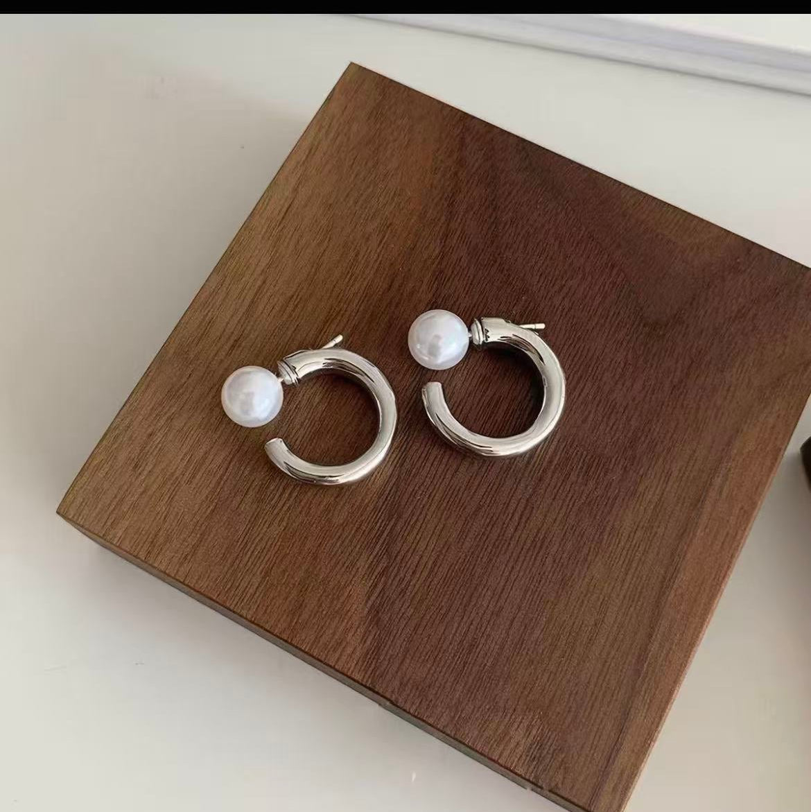 Open Halo Pearl Hoop Earrings