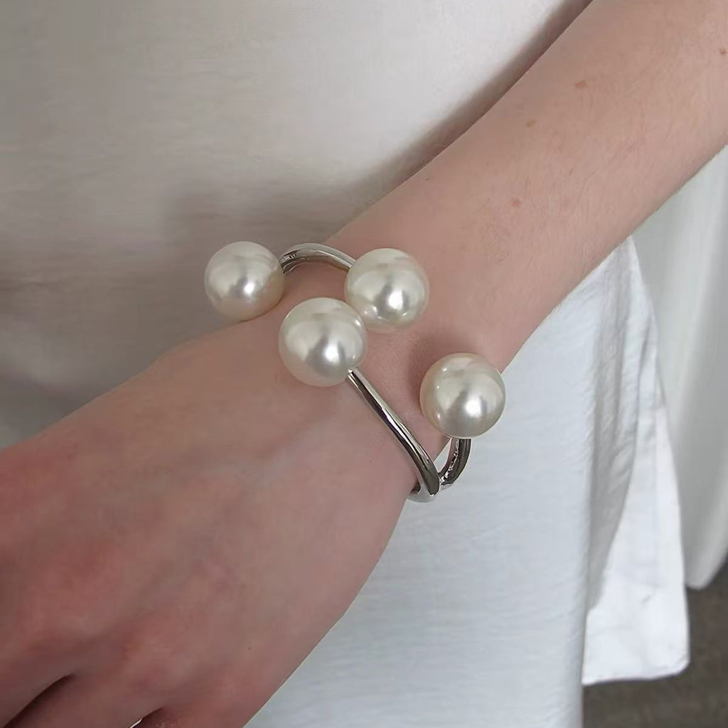 Elysian Pearl Bracelet