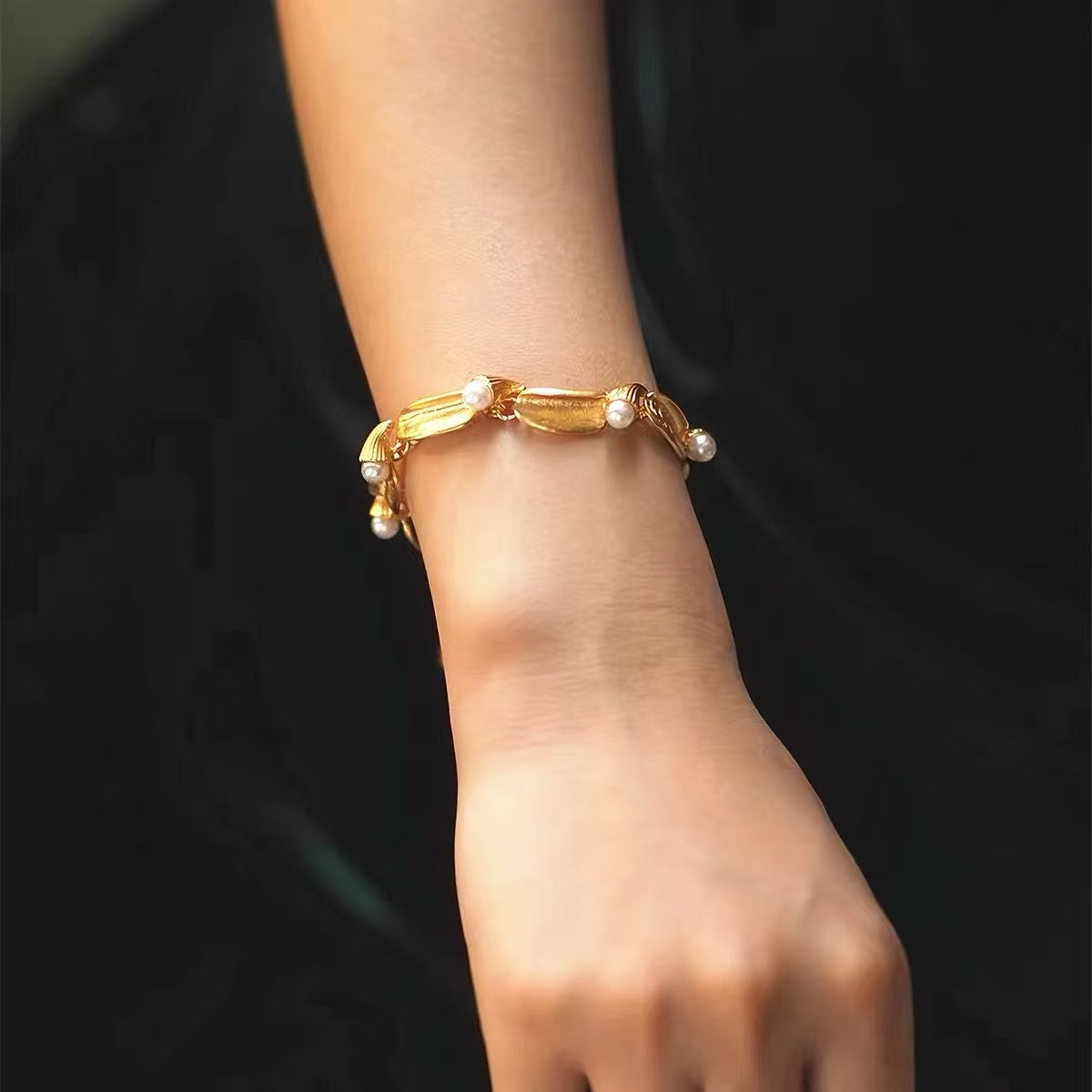 Golden Leaf Pearl Bracele