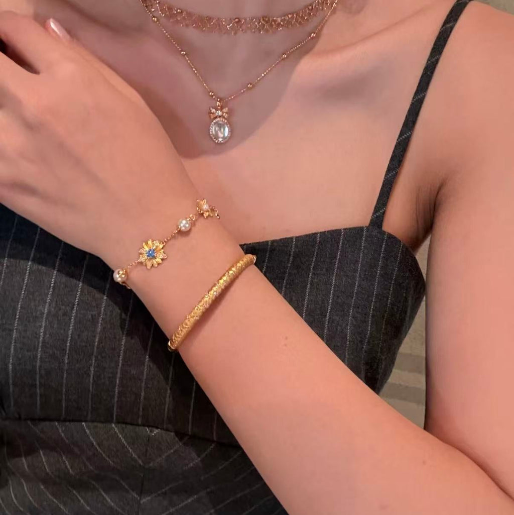 Daisy Heirloom Bracelet
