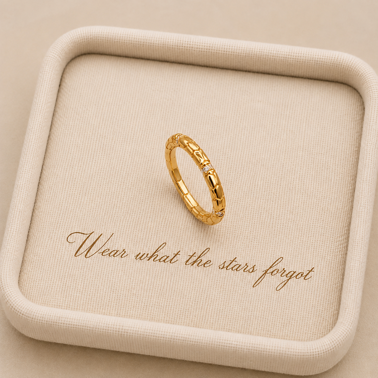 Élan Pearl Ring Set