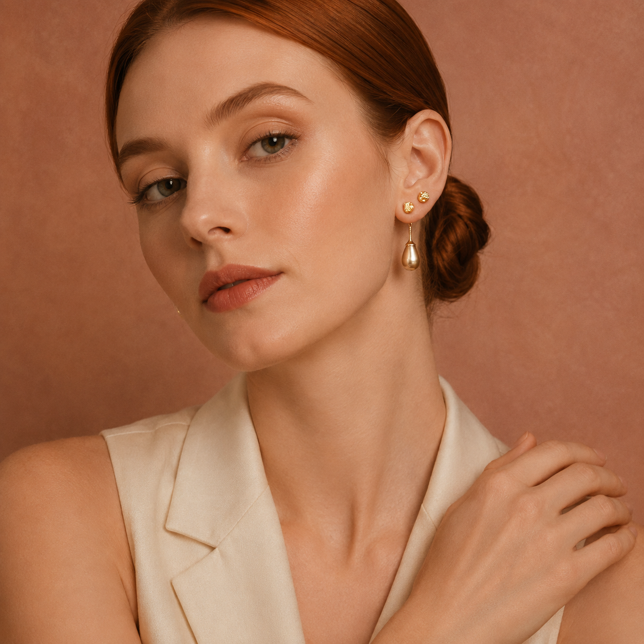 Golden Curve Pearl Earrings