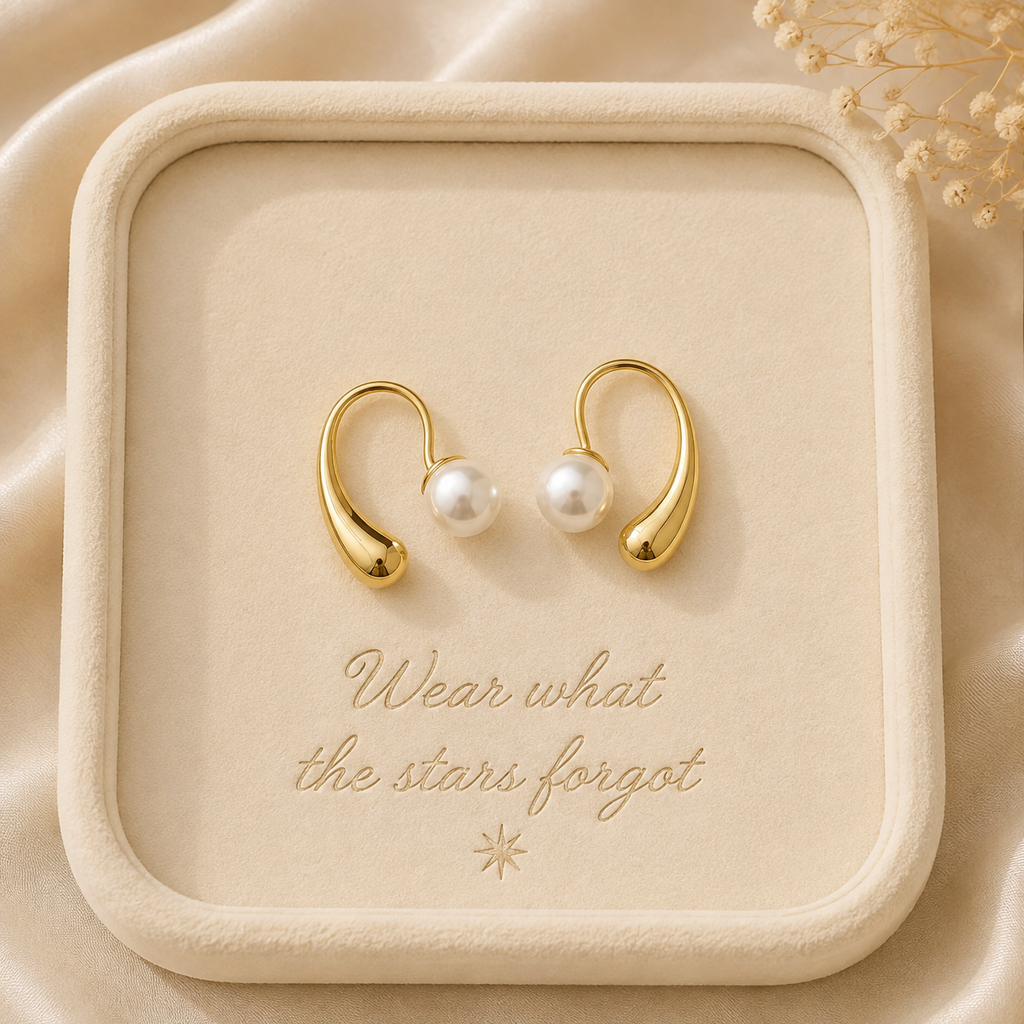 Endless Curve Pearl Earrings