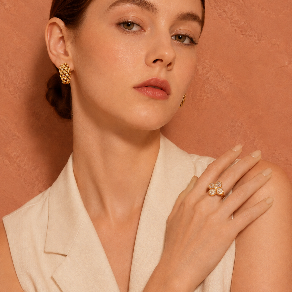 Noir Lumière Hoops Earrings