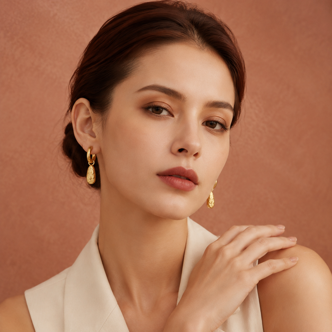 Veloria Earrings