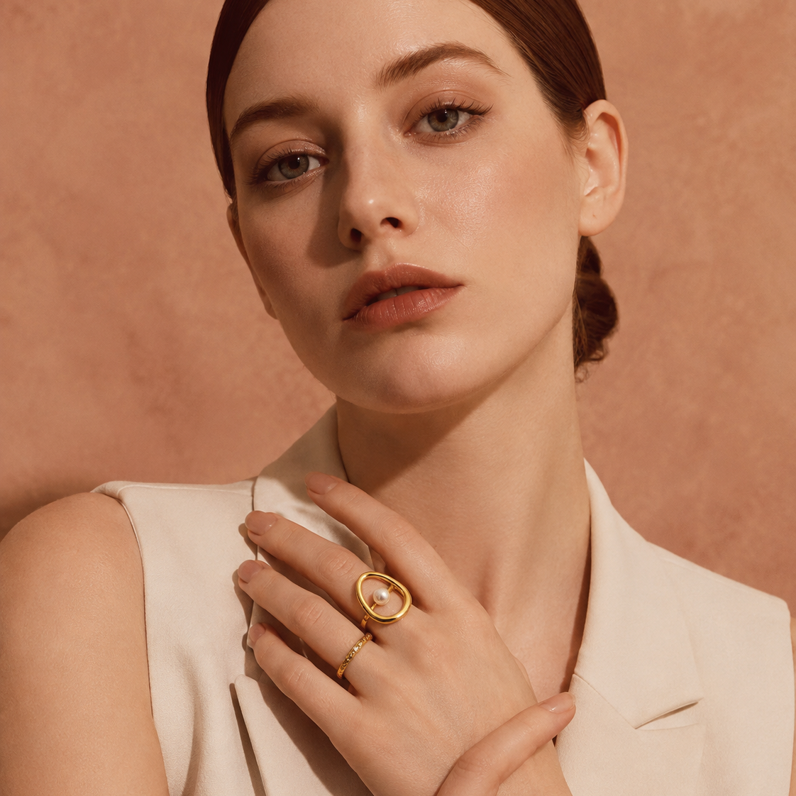 Élan Pearl Ring Set